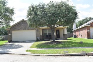 7922 Linden Oaks Lane, Richmond, TX 77407