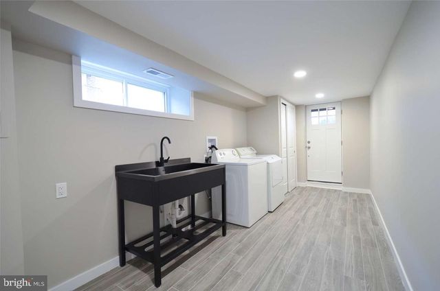 8213 COLFAX ST, Philadelphia, PA 19136