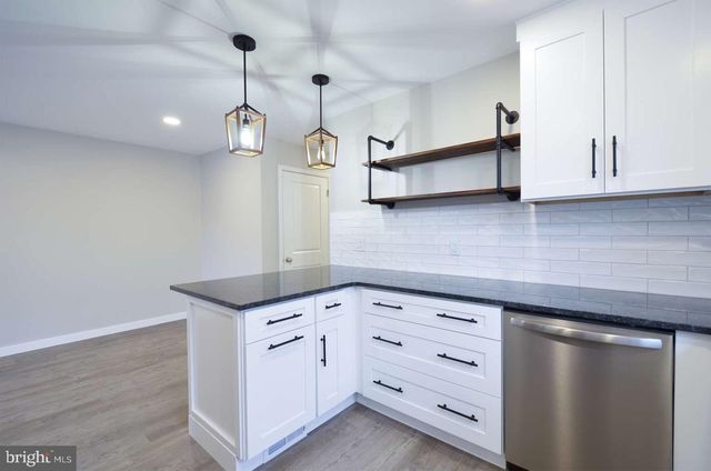 8213 COLFAX ST, Philadelphia, PA 19136