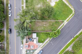 1211 N 4th Street, Wilmington, NC 28401