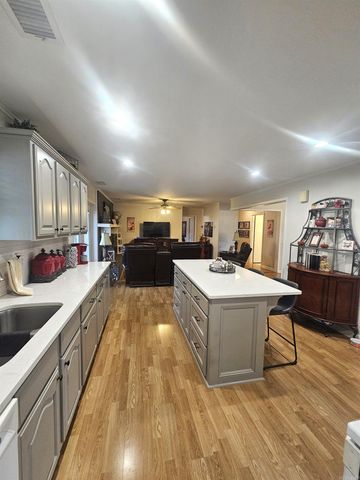 607 N 12th Street, Nashville, AR 71852