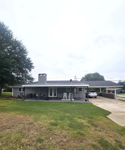 607 N 12th Street, Nashville, AR 71852