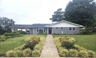 607 N 12th Street, Nashville, AR 71852