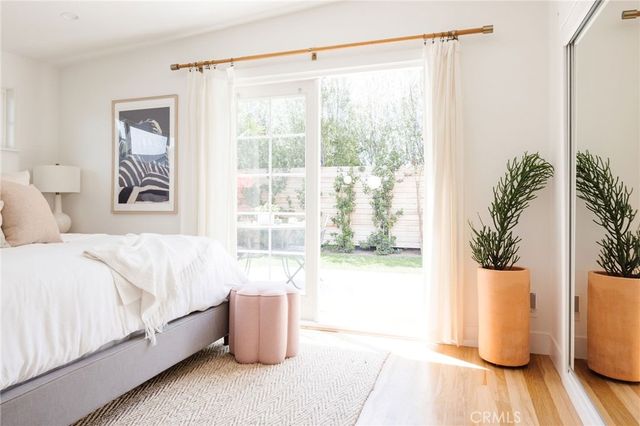 275 Cecil Place, Costa Mesa, CA 92627