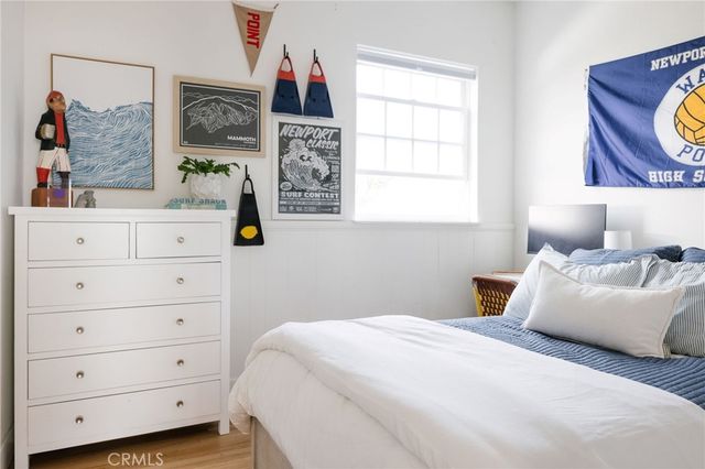 275 Cecil Place, Costa Mesa, CA 92627