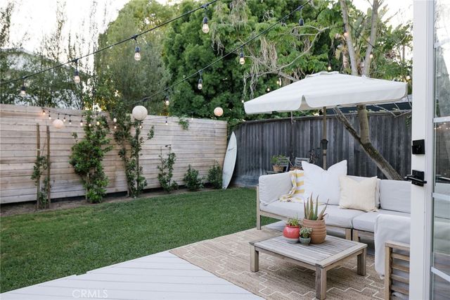 275 Cecil Place, Costa Mesa, CA 92627