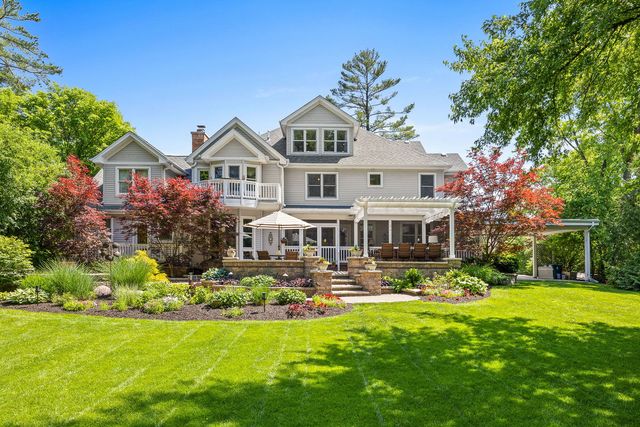 8510 W 122nd Place, Palos Park, IL 60464