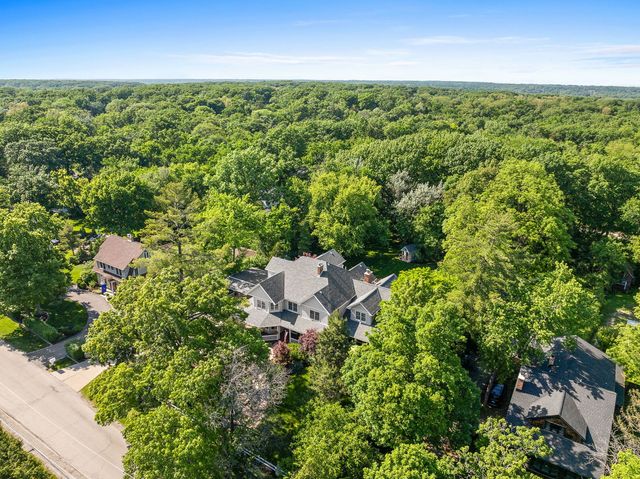 8510 W 122nd Place, Palos Park, IL 60464