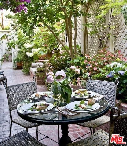 1416 HAVENHURST Drive 1E, West Hollywood, CA 90046