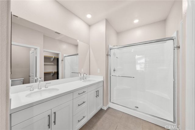 17868 S Upton, Carson, CA 90746