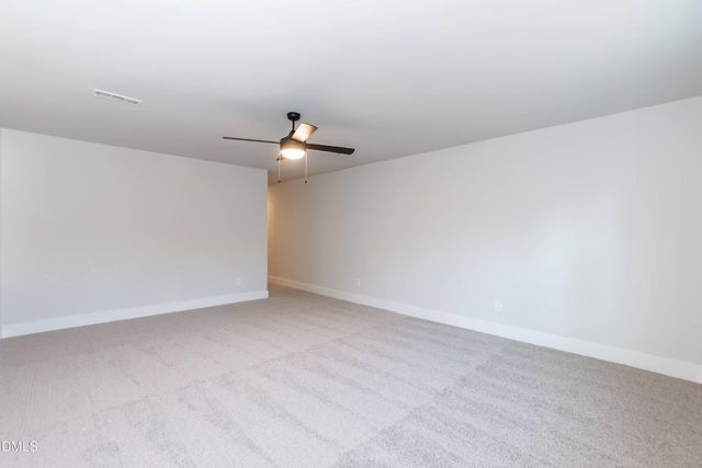 68 Streamline Court, Lillington, NC 27546