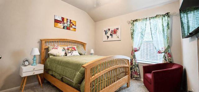 12817 S S Winding Pines Drive, Tomball, TX 77375