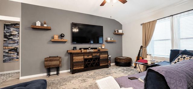12817 S S Winding Pines Drive, Tomball, TX 77375