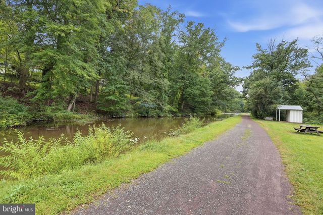 58 BLACK ROCK RD, Yardley, PA 19067