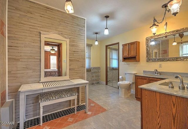 2482 Elk Way, Newport, TN 37821