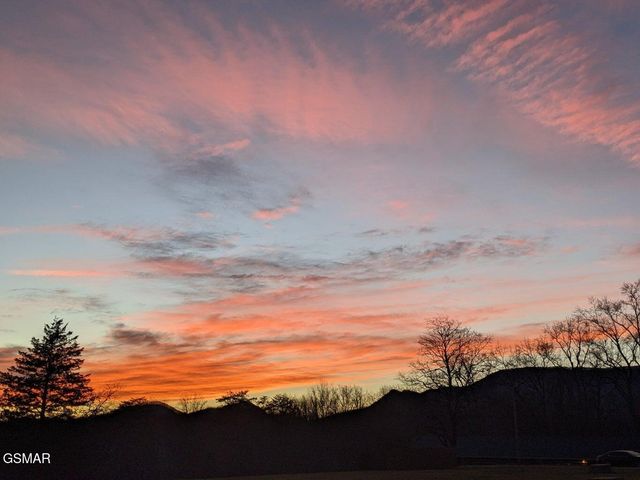 2482 Elk Way, Newport, TN 37821