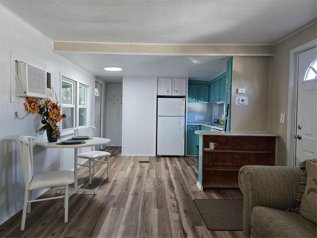 113 RAVENNA STREET N, Nokomis, FL 34275