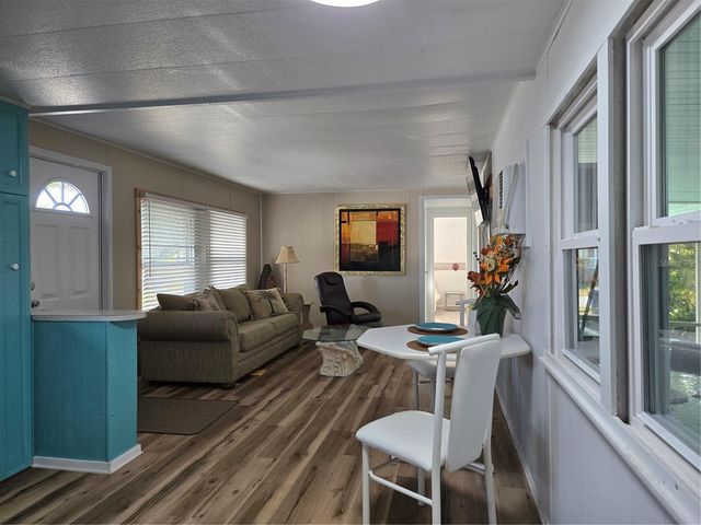 113 RAVENNA STREET N, Nokomis, FL 34275