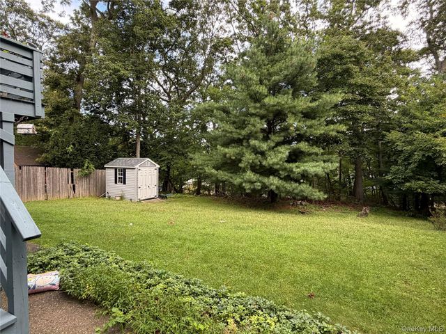 59 Ridge Road, Rocky Point, NY 11778