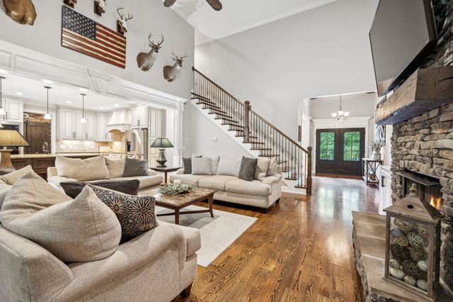 6167 Craddock Ln, Lascassas, TN 37085