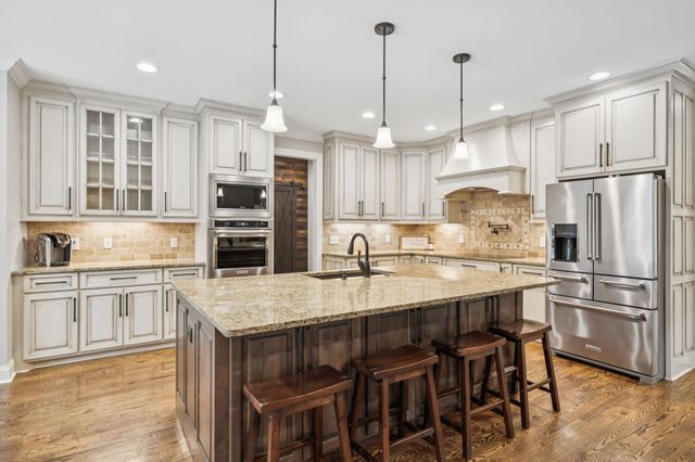 6167 Craddock Ln, Lascassas, TN 37085