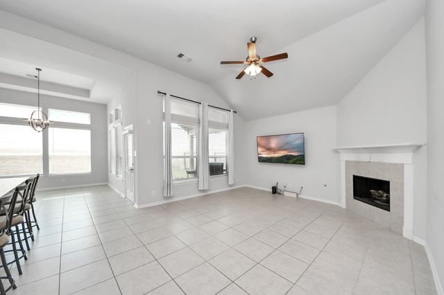 12 Montecito Lane, Manvel, TX 77578