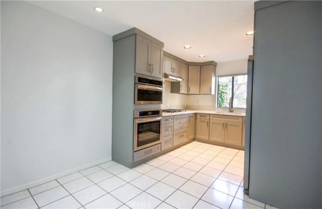 7035 Lisa Lane 31, Westminster, CA 92683