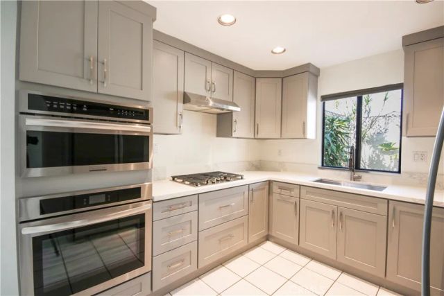 7035 Lisa Lane 31, Westminster, CA 92683