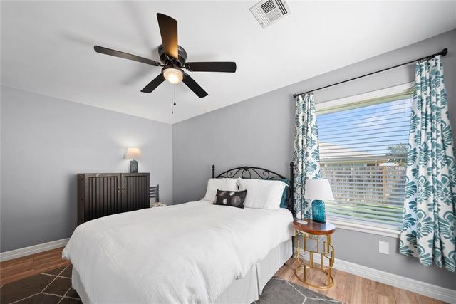 2401 Knollwood Street, Norman, OK 73071