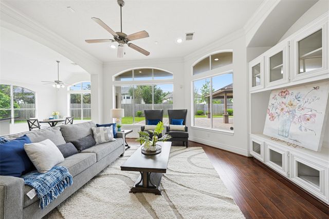 5407 Oakville Court, Sugar Land, TX 77479