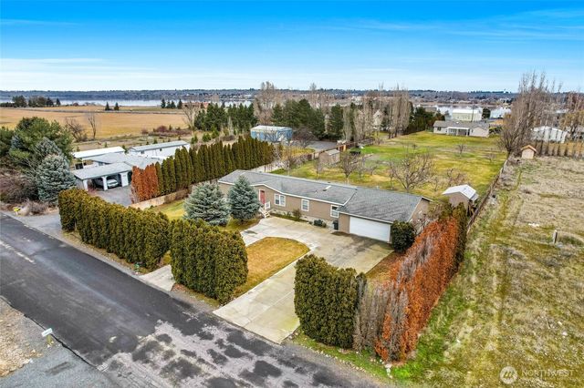 3431 Firouzi Drive NE, Moses Lake, WA 98837