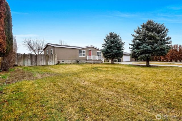 3431 Firouzi Drive NE, Moses Lake, WA 98837