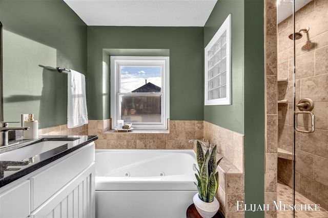 5664 Nancy Drive, Wyoming, MI 49418