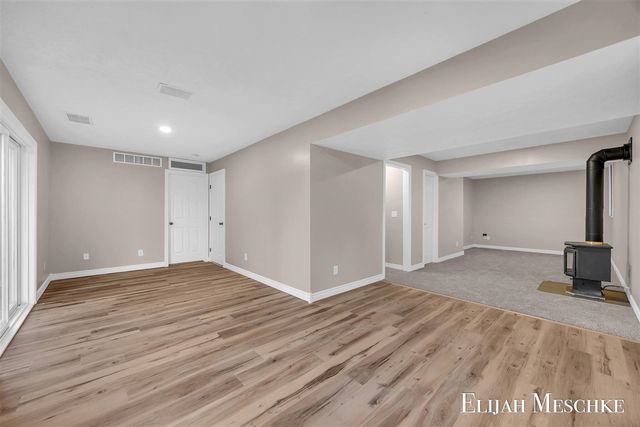 5664 Nancy Drive, Wyoming, MI 49418