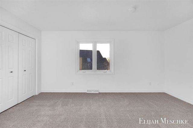 5664 Nancy Drive, Wyoming, MI 49418