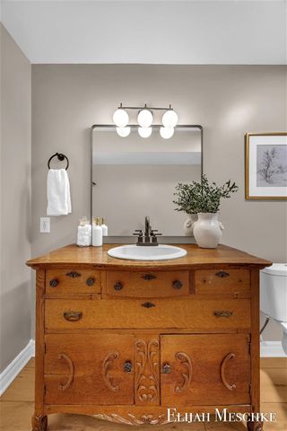 5664 Nancy Drive, Wyoming, MI 49418