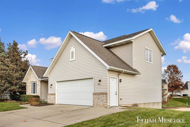 5664 Nancy Drive, Wyoming, MI 49418