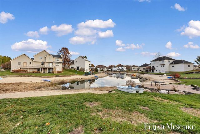 5664 Nancy Drive, Wyoming, MI 49418