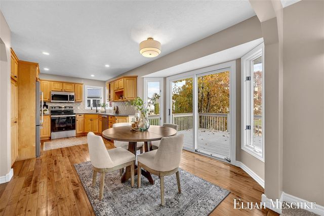 5664 Nancy Drive, Wyoming, MI 49418