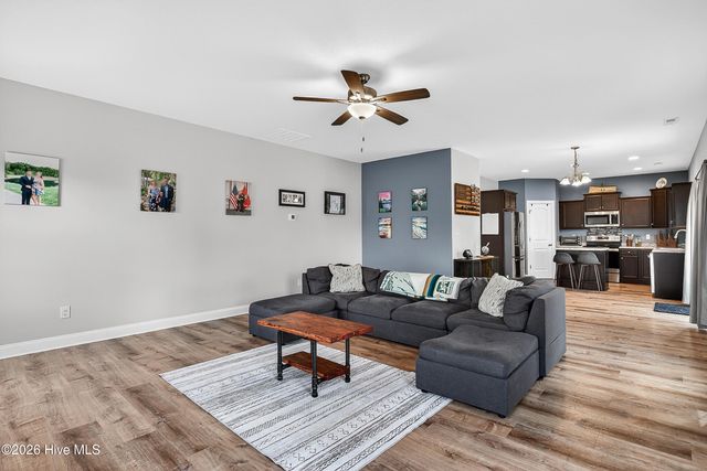 199 Village Creek Drive, Maysville, NC 28555