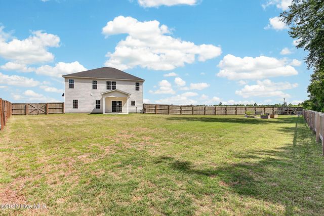 199 Village Creek Drive, Maysville, NC 28555