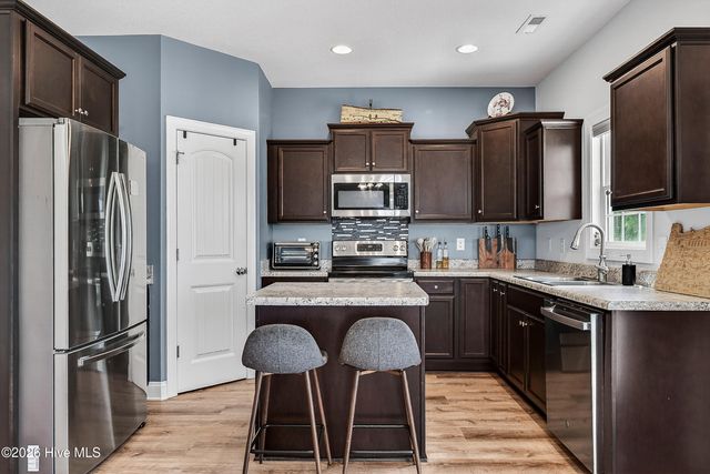 199 Village Creek Drive, Maysville, NC 28555