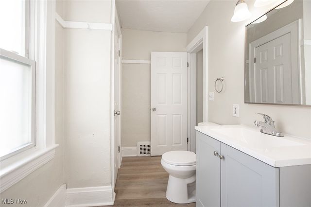 13621 Cranwood Drive, Garfield Heights, OH 44105