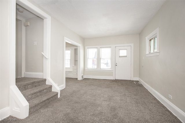 13621 Cranwood Drive, Garfield Heights, OH 44105