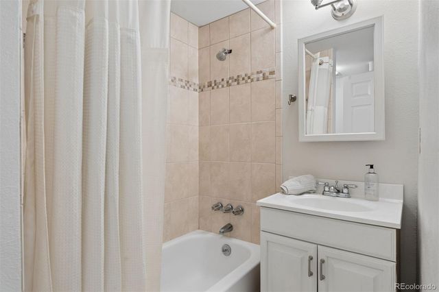 5394 E Otero Drive, Centennial, CO 80122