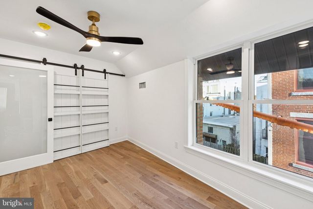 500 CLYMER ST, Philadelphia, PA 19147