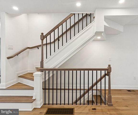 500 CLYMER ST, Philadelphia, PA 19147