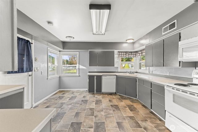 189 4th Street, Morton, WA 98356