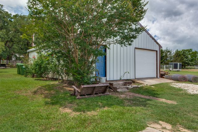 412 Paradise Canyon Circle, Paradise, TX 76073