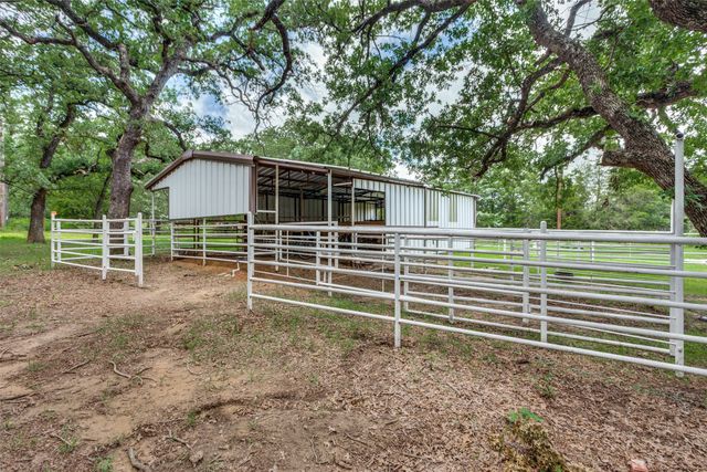 412 Paradise Canyon Circle, Paradise, TX 76073